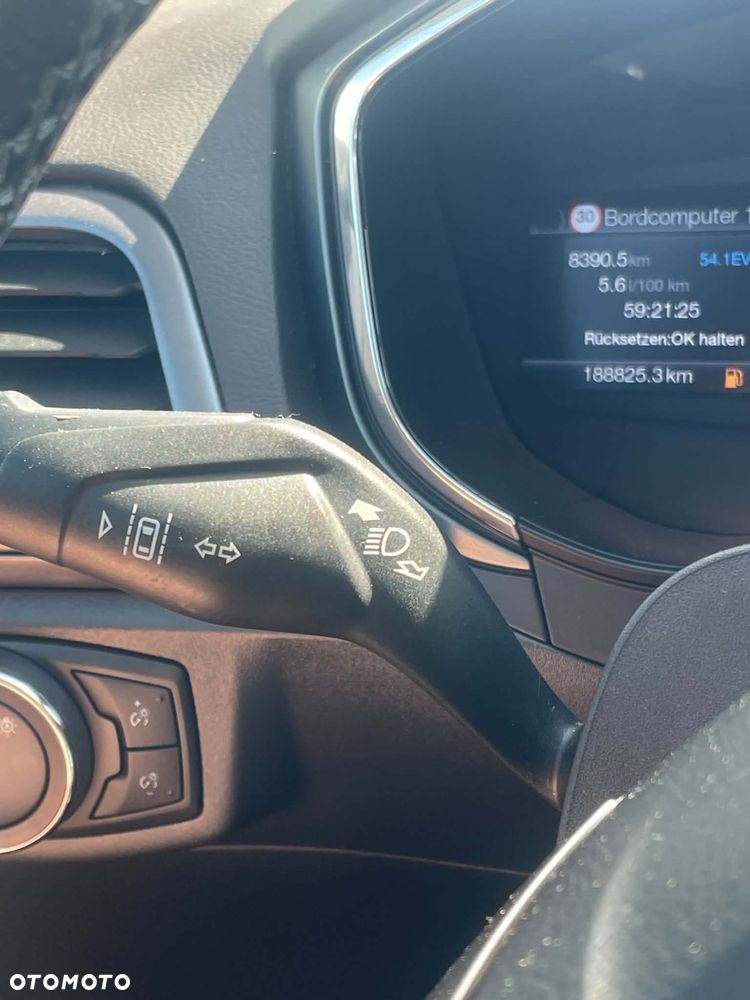 Ford Mondeo 2.0 Ti-VCT Titanium - 31