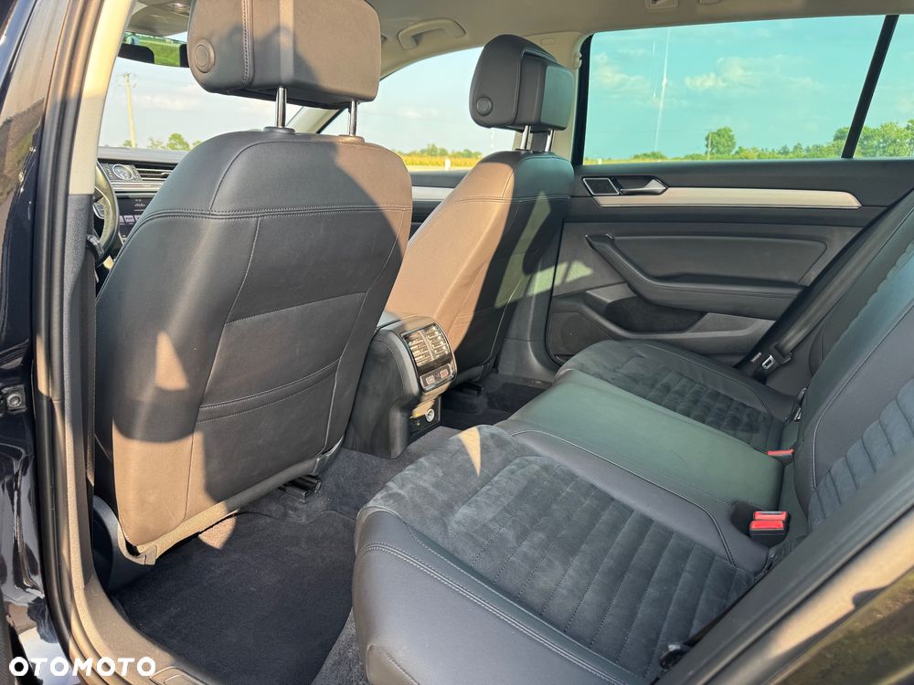 Volkswagen Passat 2.0 TDI BMT Highline - 27