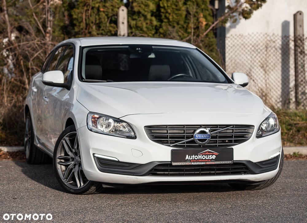 Volvo V60 D4 Geartronic Summum - 2