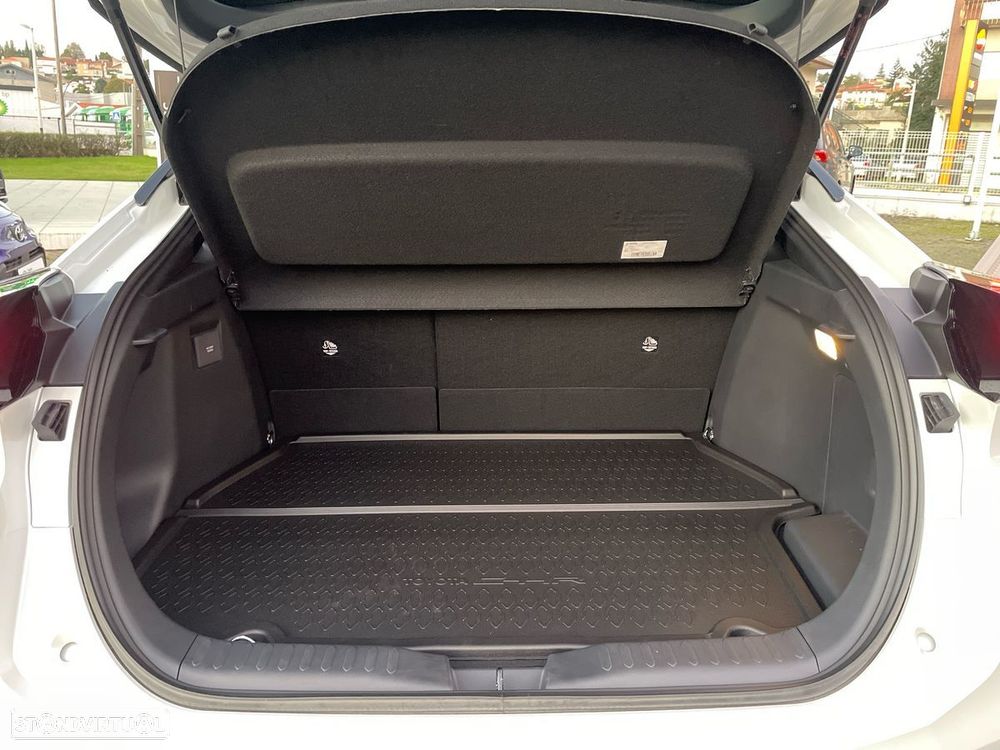 Toyota C-HR 2.0 HDF Plug-in Square Collection - 10