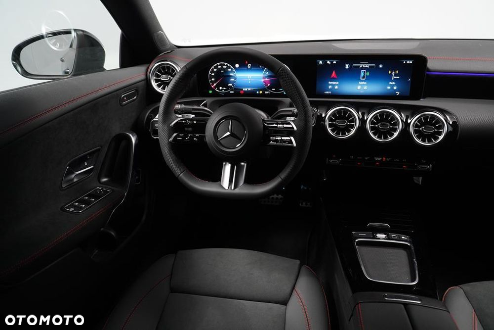 Mercedes-Benz CLA 200 mHEV AMG Line 7G-DCT - 20
