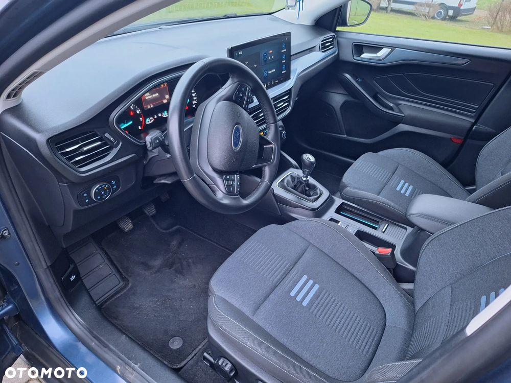 Ford Focus 1.0 EcoBoost mHEV Active X - 8