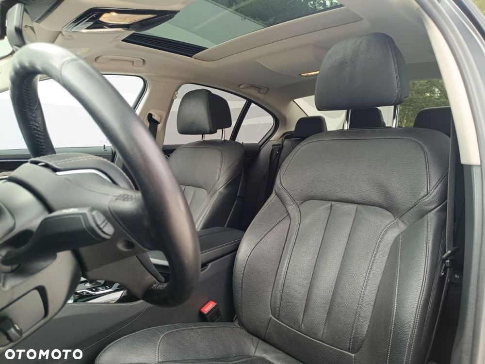 BMW Seria 5 - 18