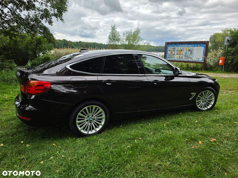 BMW Seria 3 318d DPF Edition Sport - 23