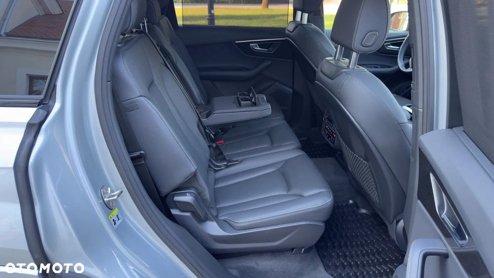 Audi Q7 - 24