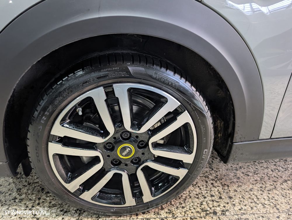 MINI 3 Portas Cooper SE Premium Extra Essential - 12