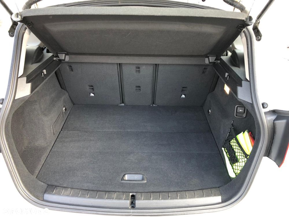 BMW Seria 2 216i - 12