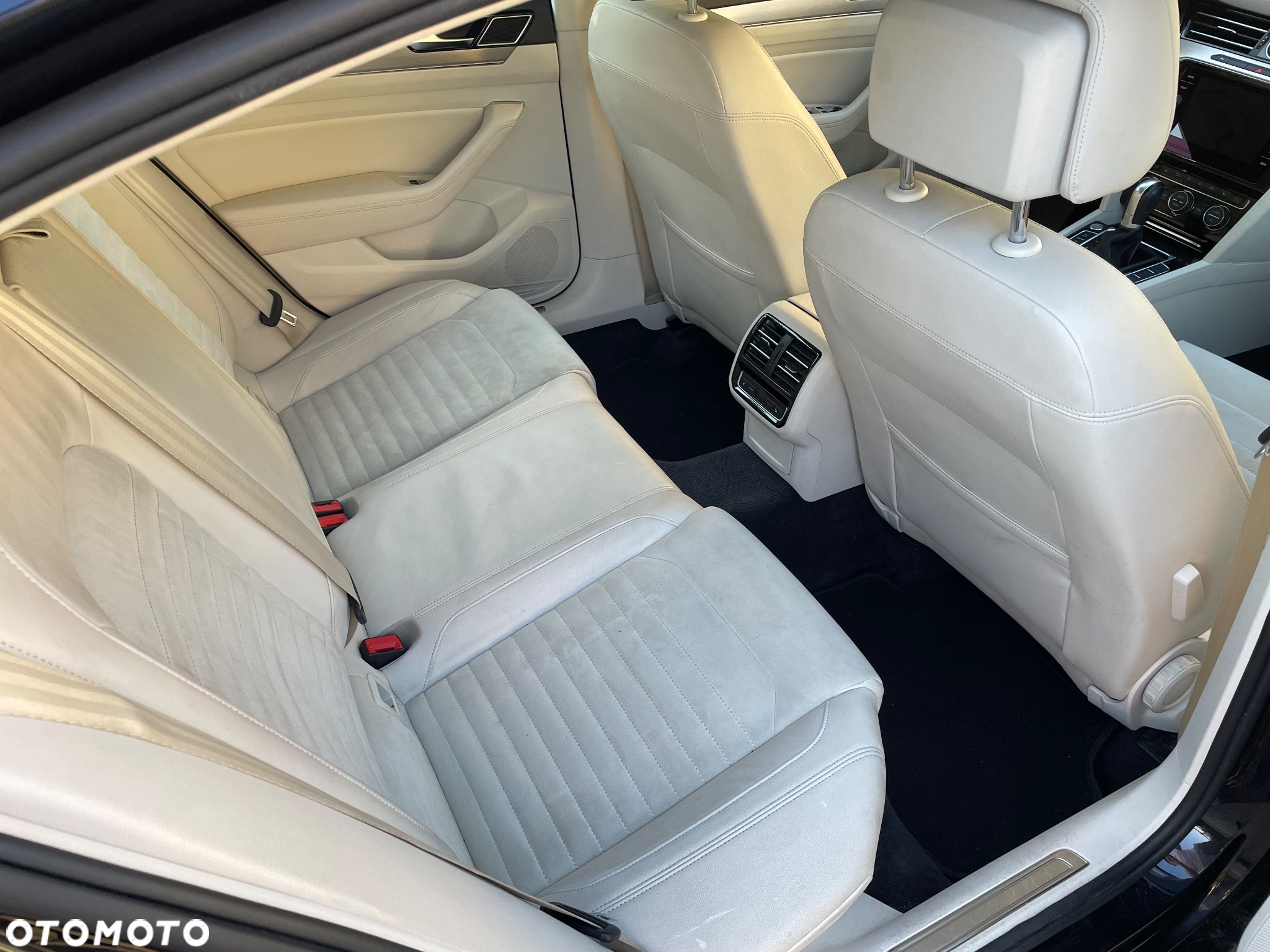 Volkswagen Passat 2.0 TSI BMT Highline DSG - 13