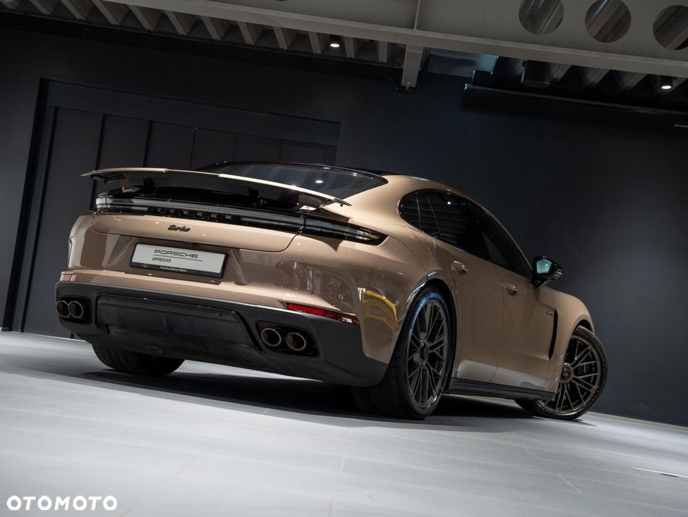Porsche Panamera 2024
