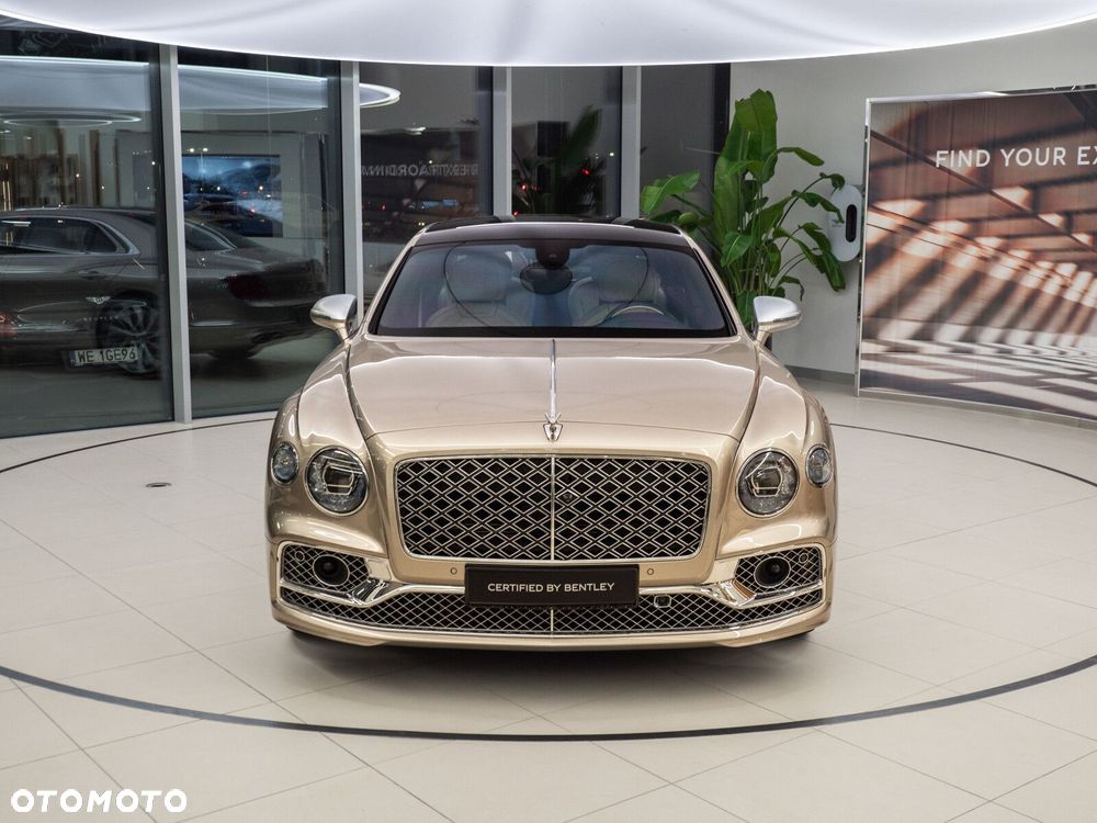 Bentley Flying Spur - 2