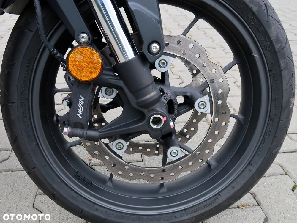 Honda CB - 16