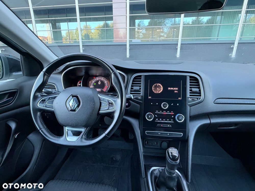 Renault Megane 1.2 Energy TCe Limited - 8