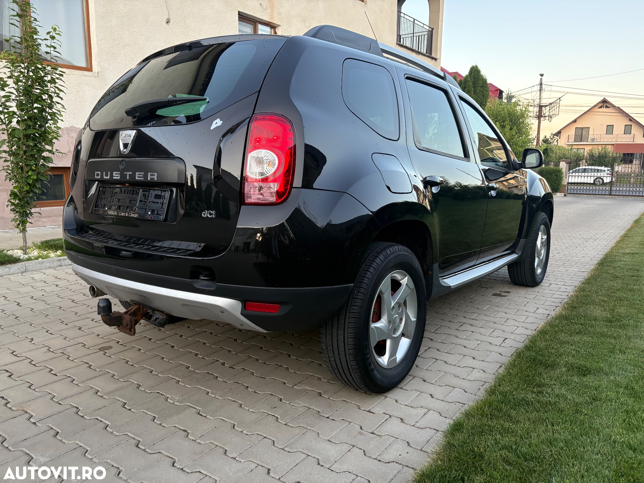 Dacia Duster 1.5 dCi 4x4 Laureate - 12