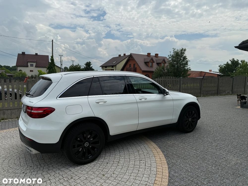 Mercedes-Benz GLC - 13