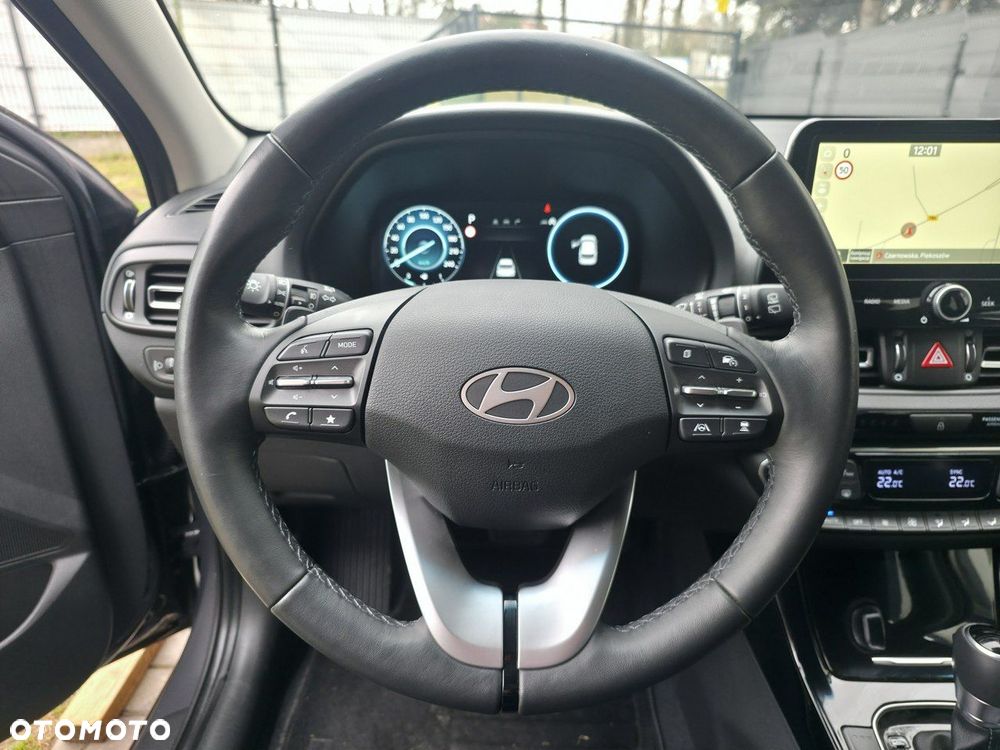 Hyundai i30 - 23