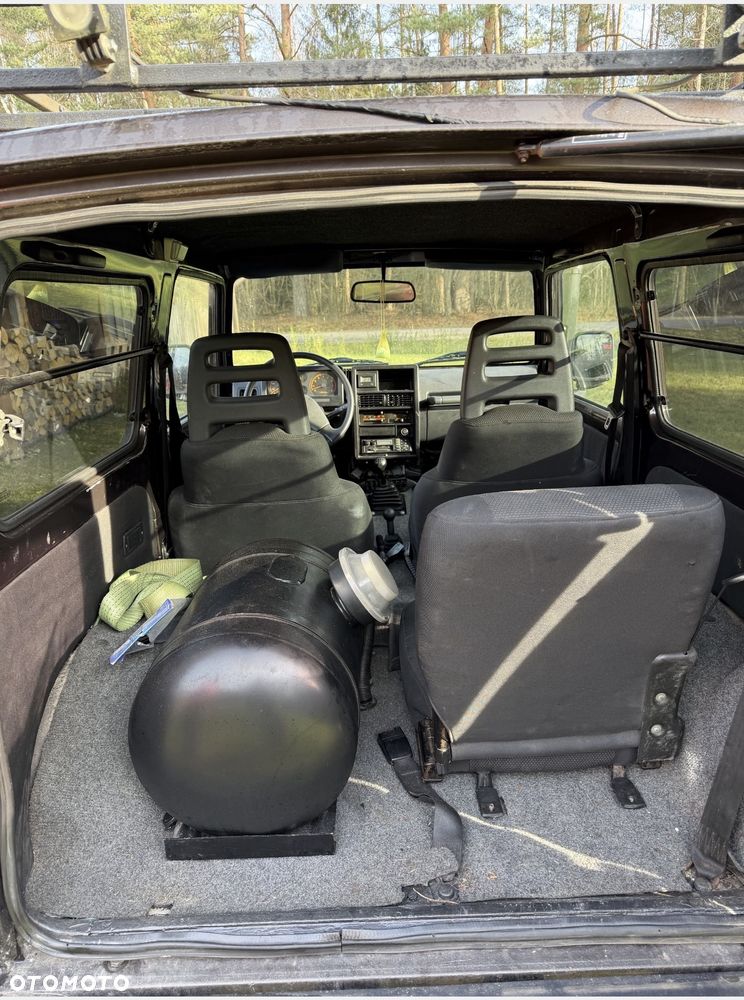 Suzuki Samurai - 4