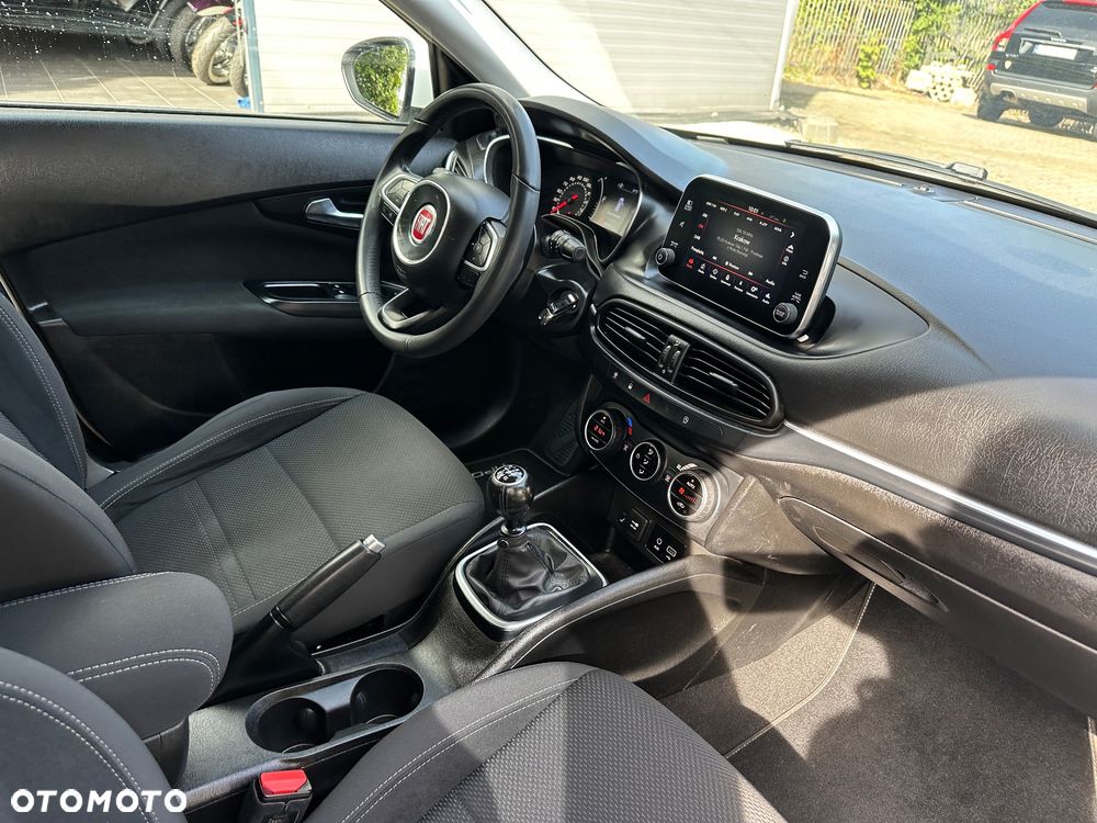 Fiat Tipo 1.4 T-Jet Lounge - 19