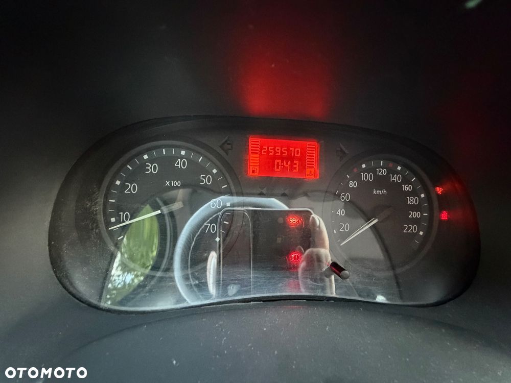 Renault Clio 1.5 dCi Extreme - 9
