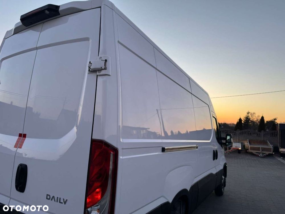 Iveco Sprowadzony Zarejstrowany na blizniakach 35C15 - 36