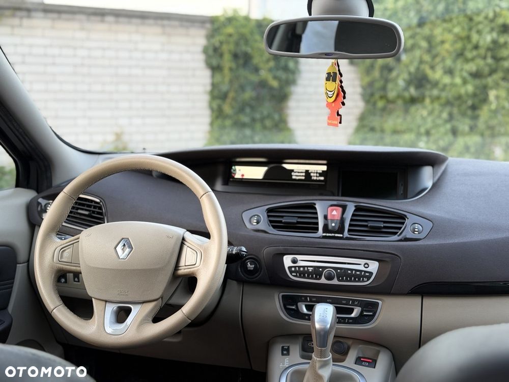 Renault Scenic 1.5 dCi Tech Run EDC - 8