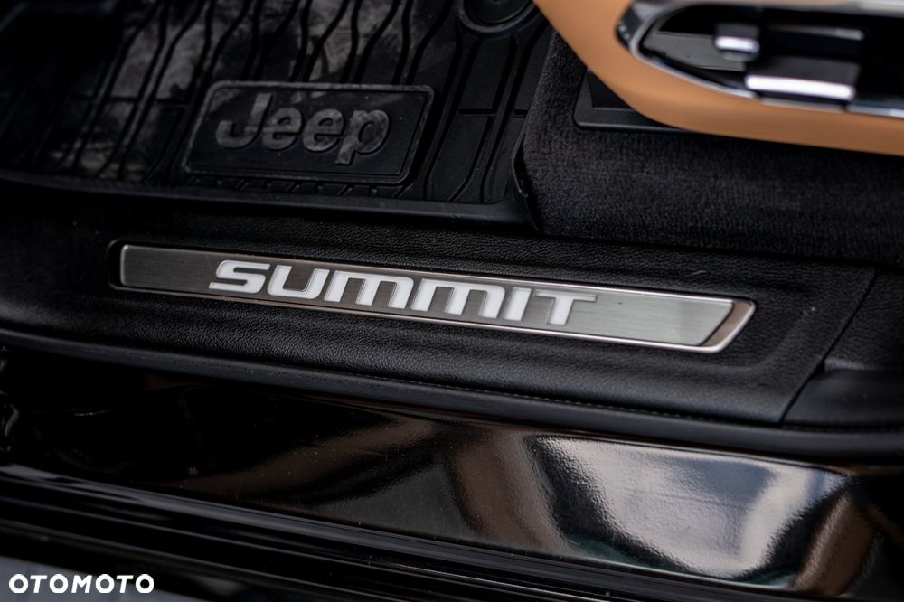 Jeep Grand Cherokee 3.6 V6 Summit - 26
