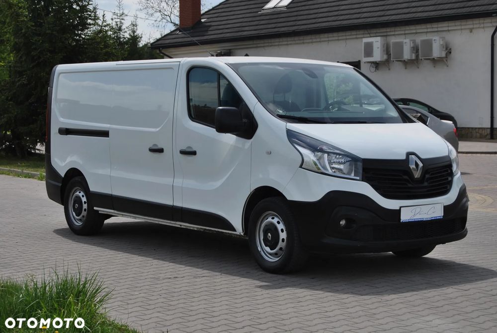 Renault Trafic - 2
