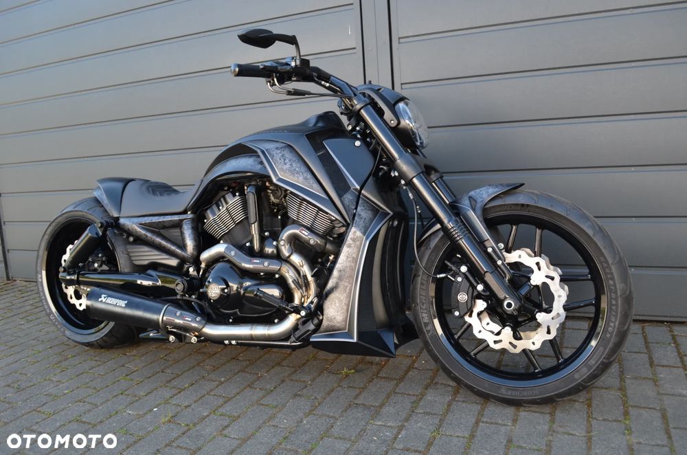 Harley-Davidson V-Rod Muscle - 23