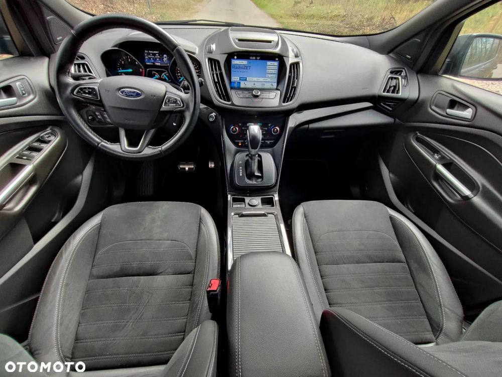Ford Kuga 2.0 TDCi 4x4 ST-Line - 25
