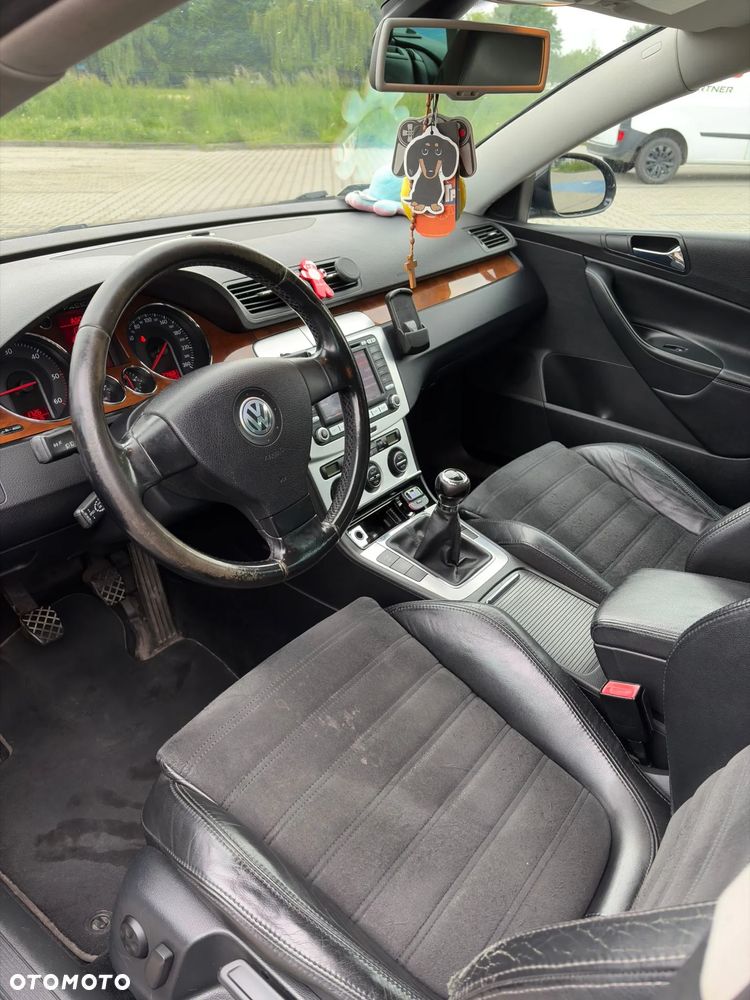Volkswagen Passat 2.0 TDI 4Motion Highline - 7