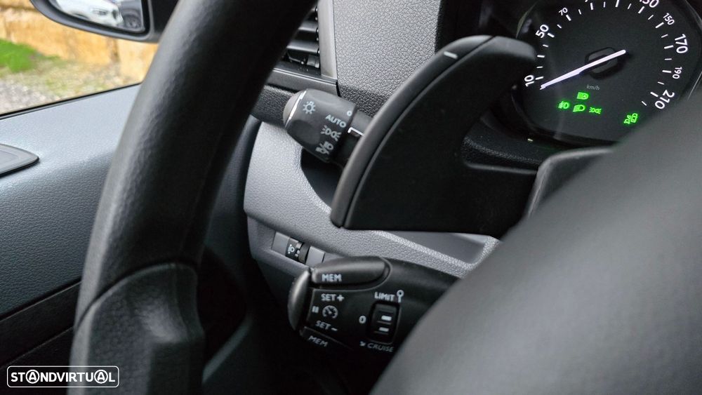 Peugeot Expert 2.0 BlueHDi L2H1 Standard EAT8 - 14