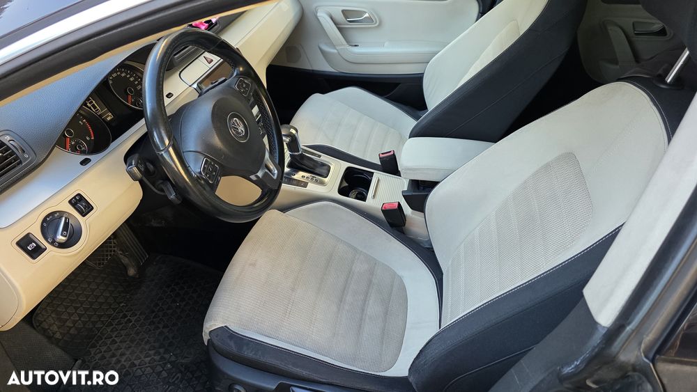 Volkswagen Passat 2.0TDI Comfortline DPF DSG - 7