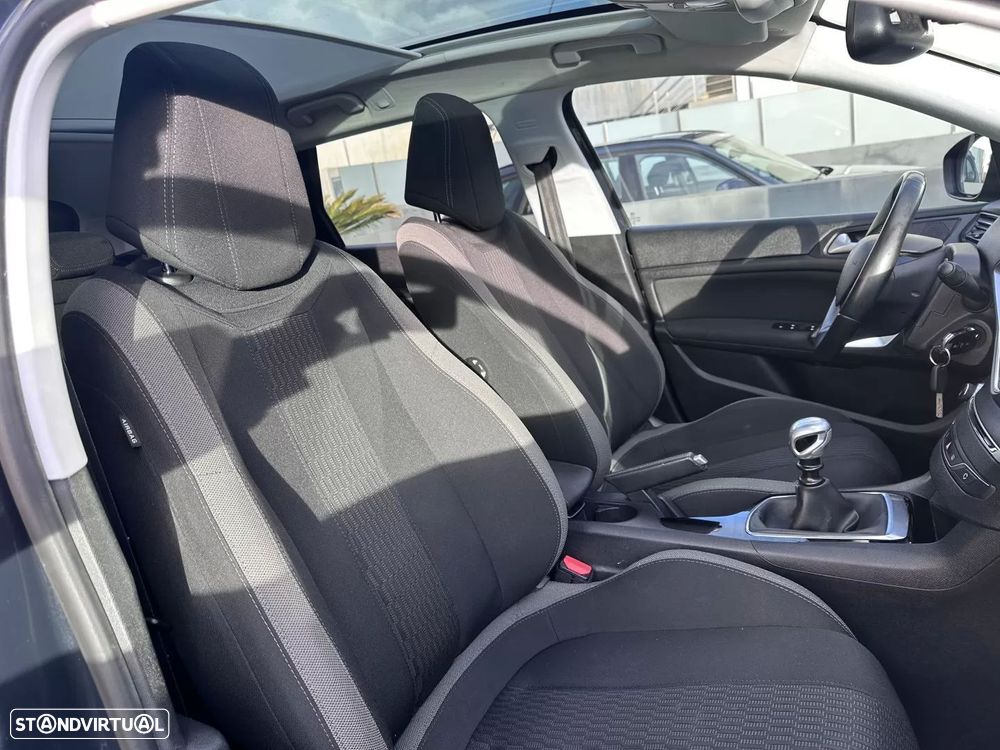 Peugeot 308 SW 1.2 PureTech Style - 50