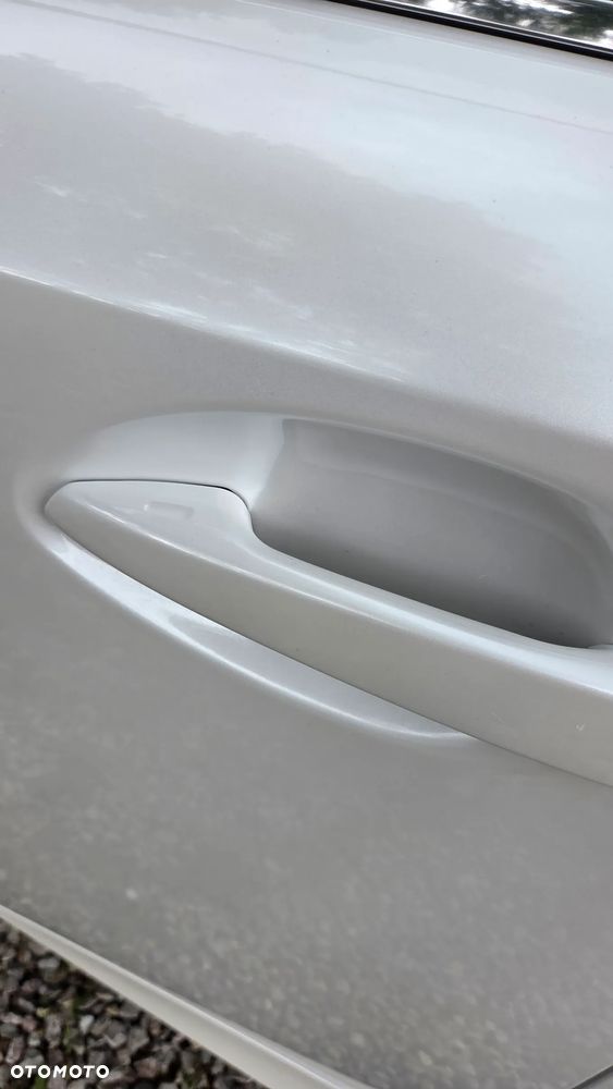 Lexus IS 300h Prestige - 28