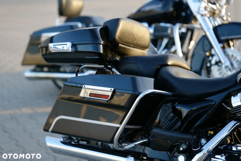 Harley-Davidson Touring Road King - 11