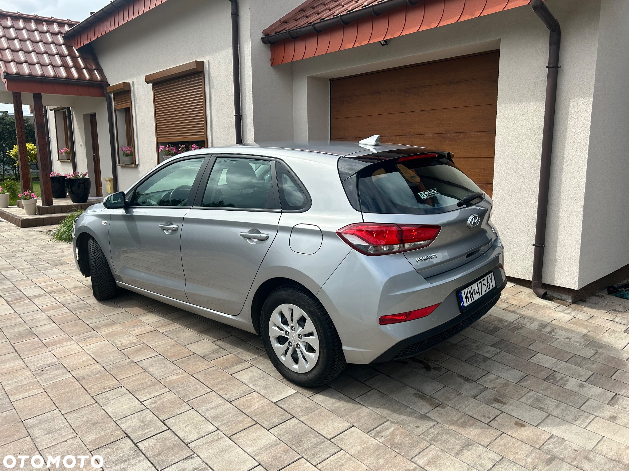 Hyundai i30 1.5 DPI Classic + - 7