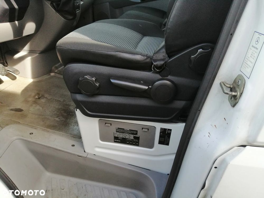 Mercedes-Benz Sprinter - 12