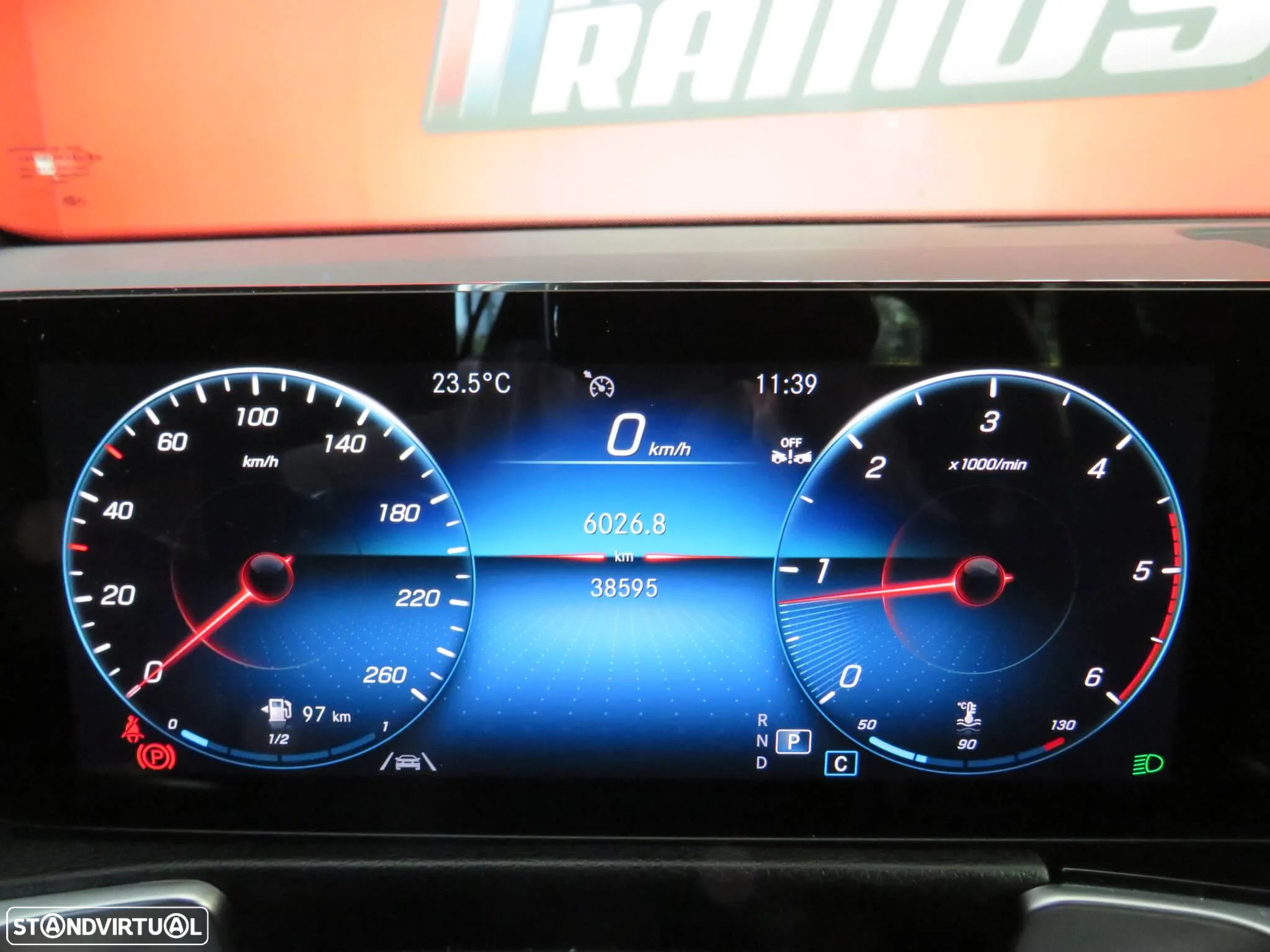 Mercedes-Benz GLB 200 d AMG Line - 19