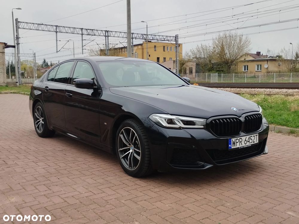 BMW Seria 5 520d xDrive MHEV M Sport sport - 2