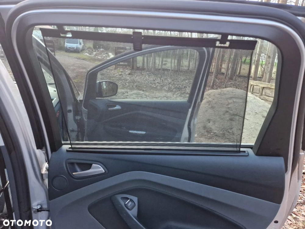 Ford C-MAX - 19