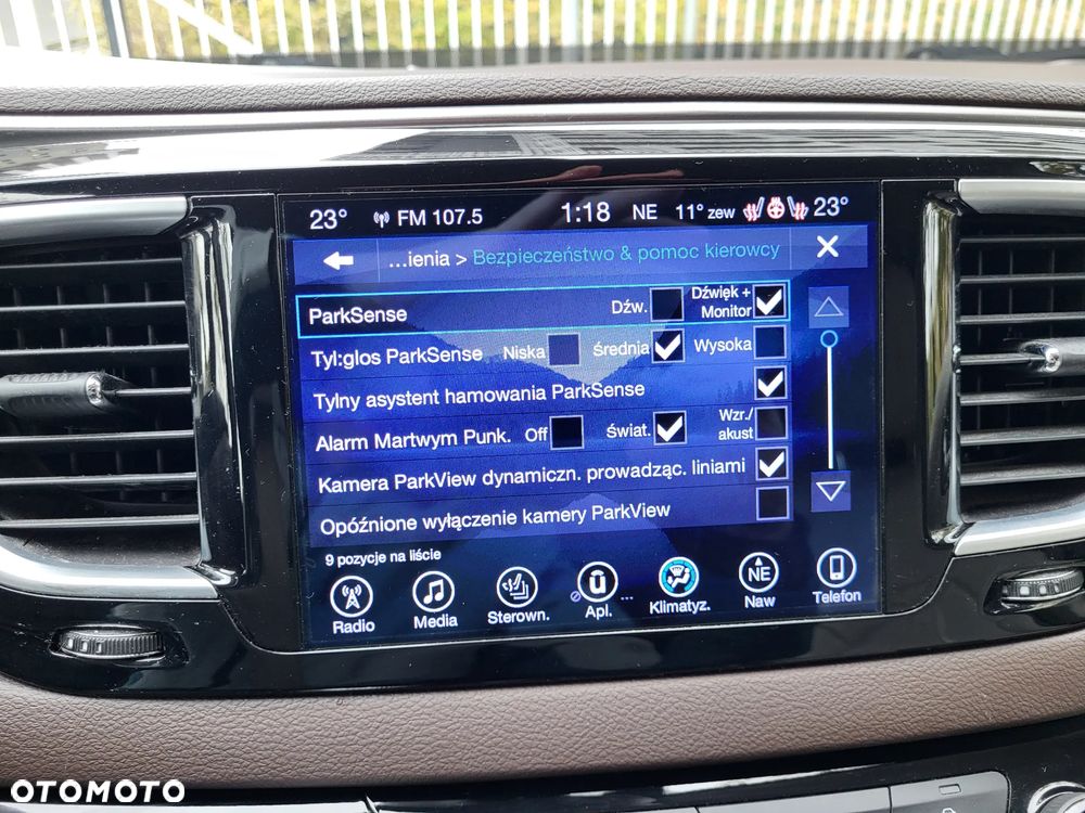Chrysler Pacifica - 14