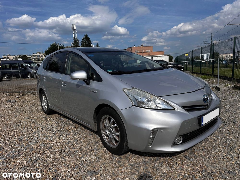 Toyota Prius+ (Hybrid) Comfort - 3
