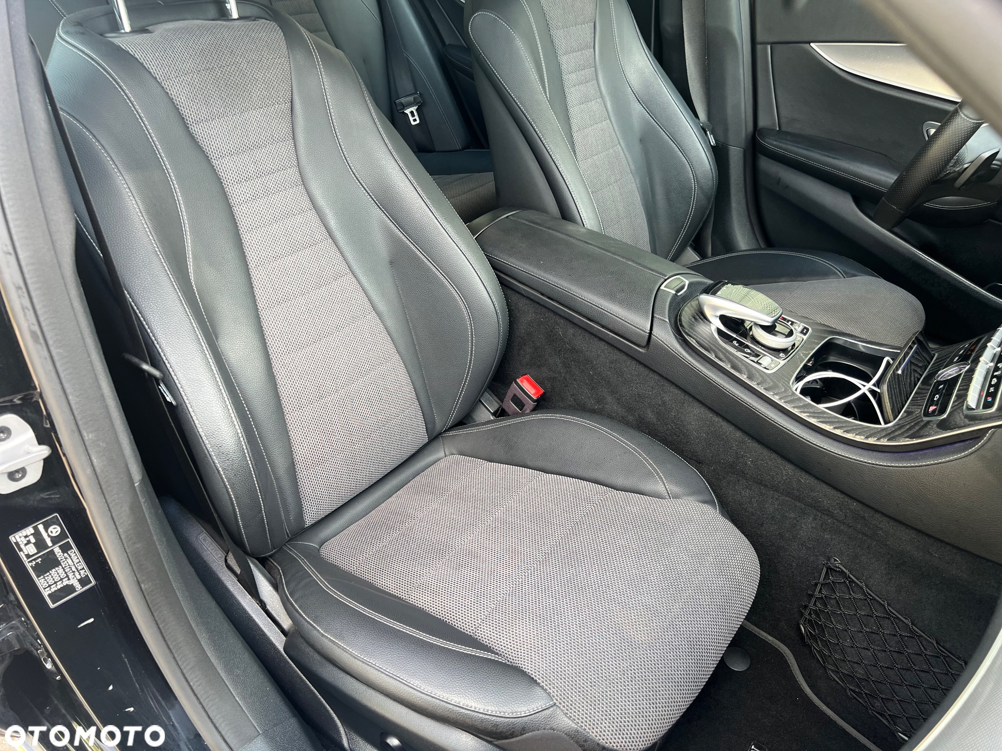 Mercedes-Benz Klasa E 300 de T 9G-TRONIC Avantgarde - 19