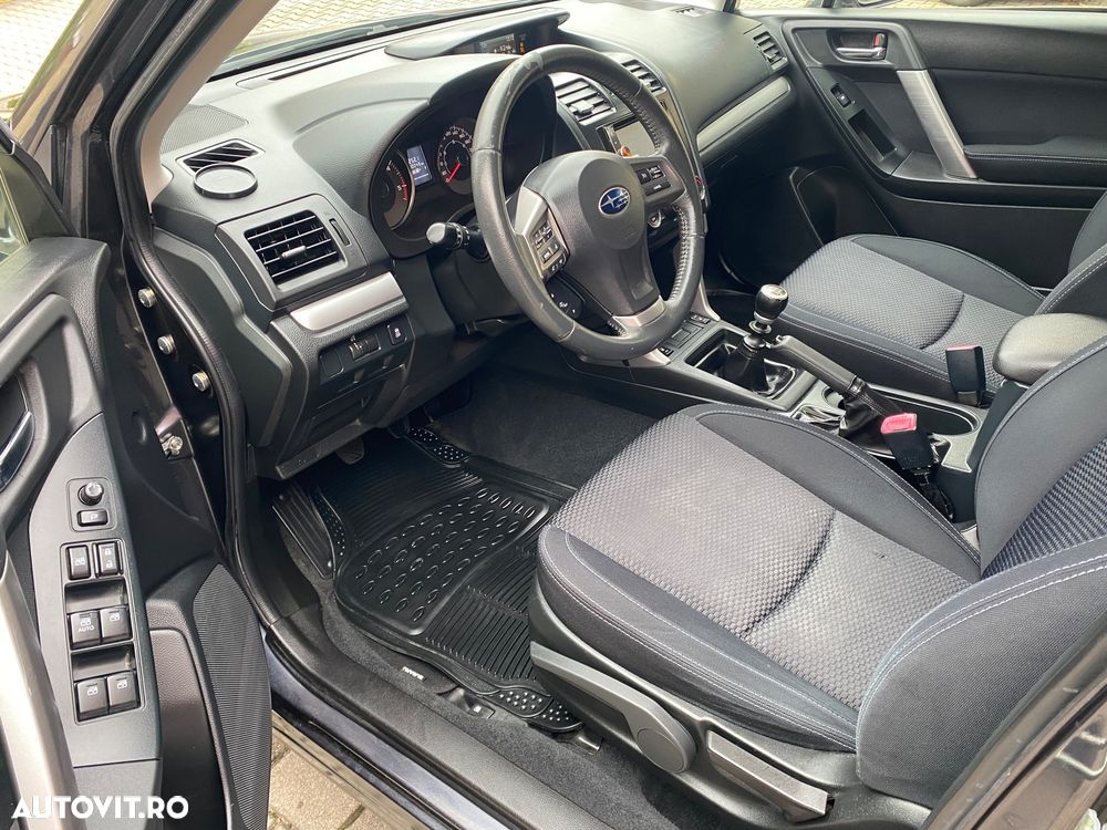 Subaru Forester 2.0D Exclusive - 11