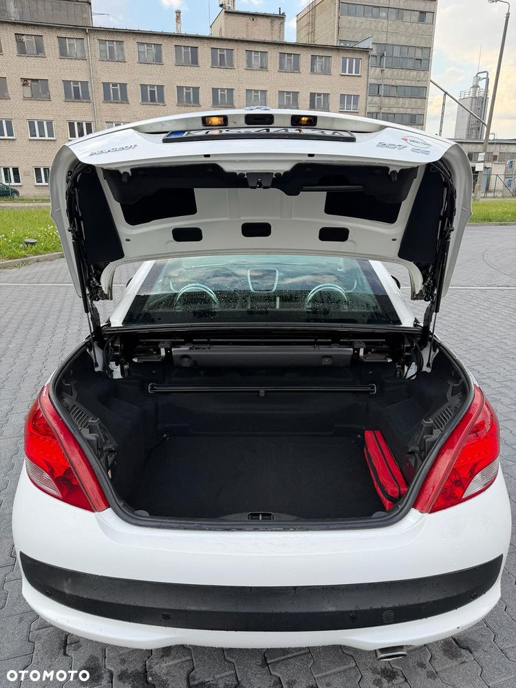 Peugeot 207 CC - 15