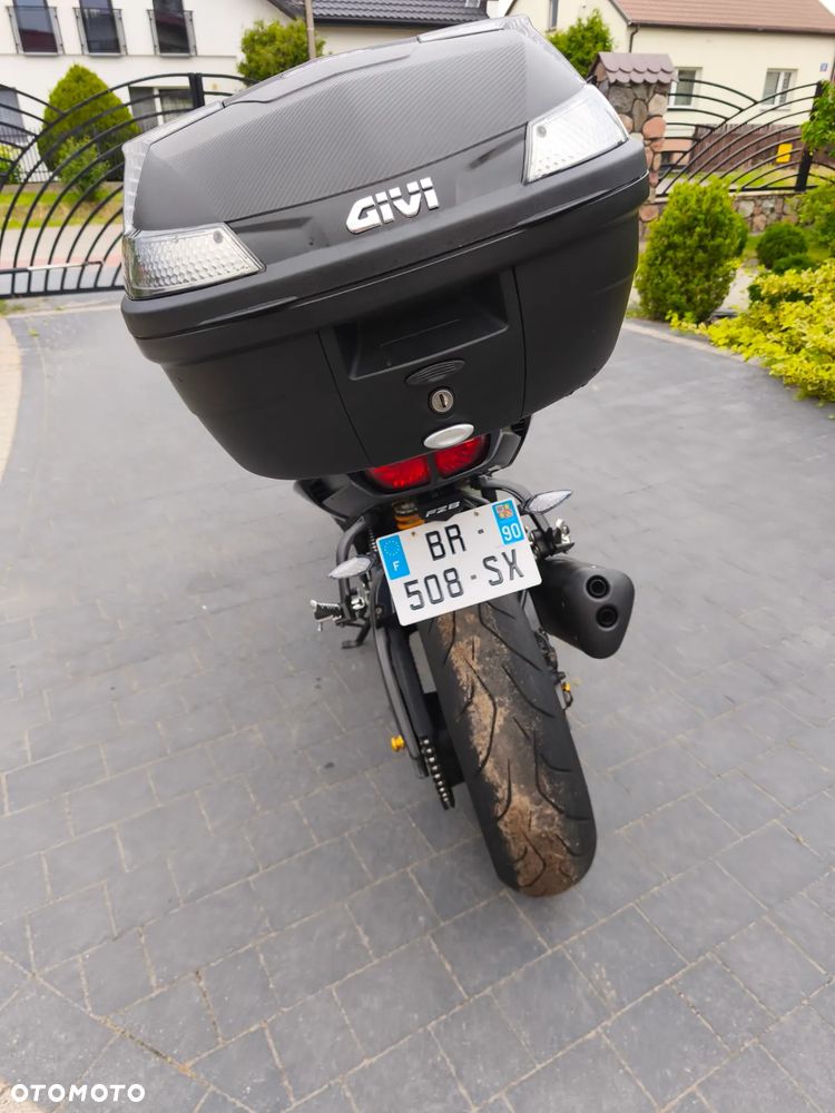 Yamaha FZ - 30
