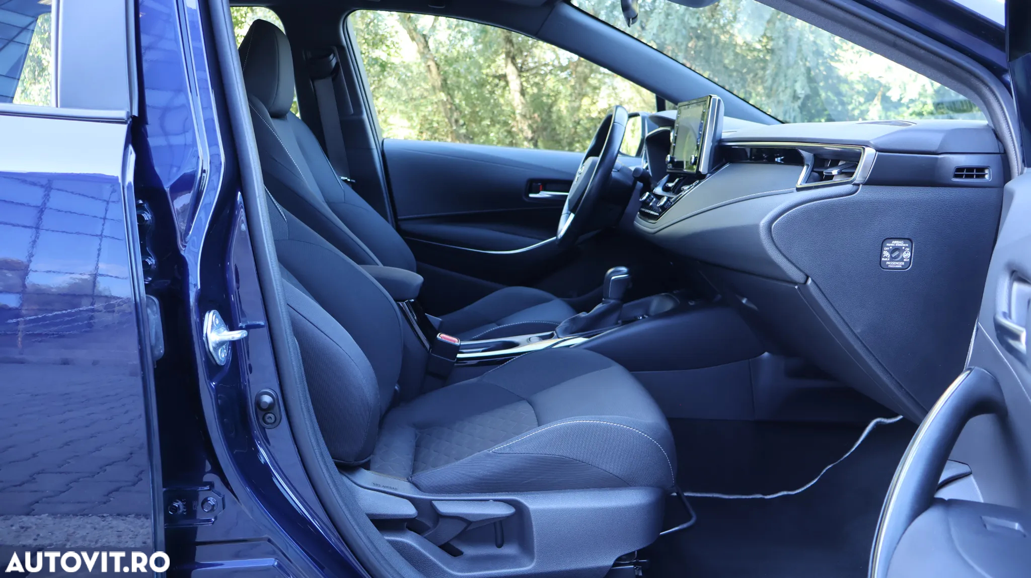 Toyota Corolla 1.8 Hybrid Touring Sports Business Edition - 9