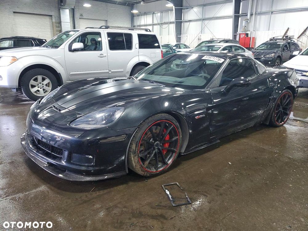 Chevrolet Corvette - 2