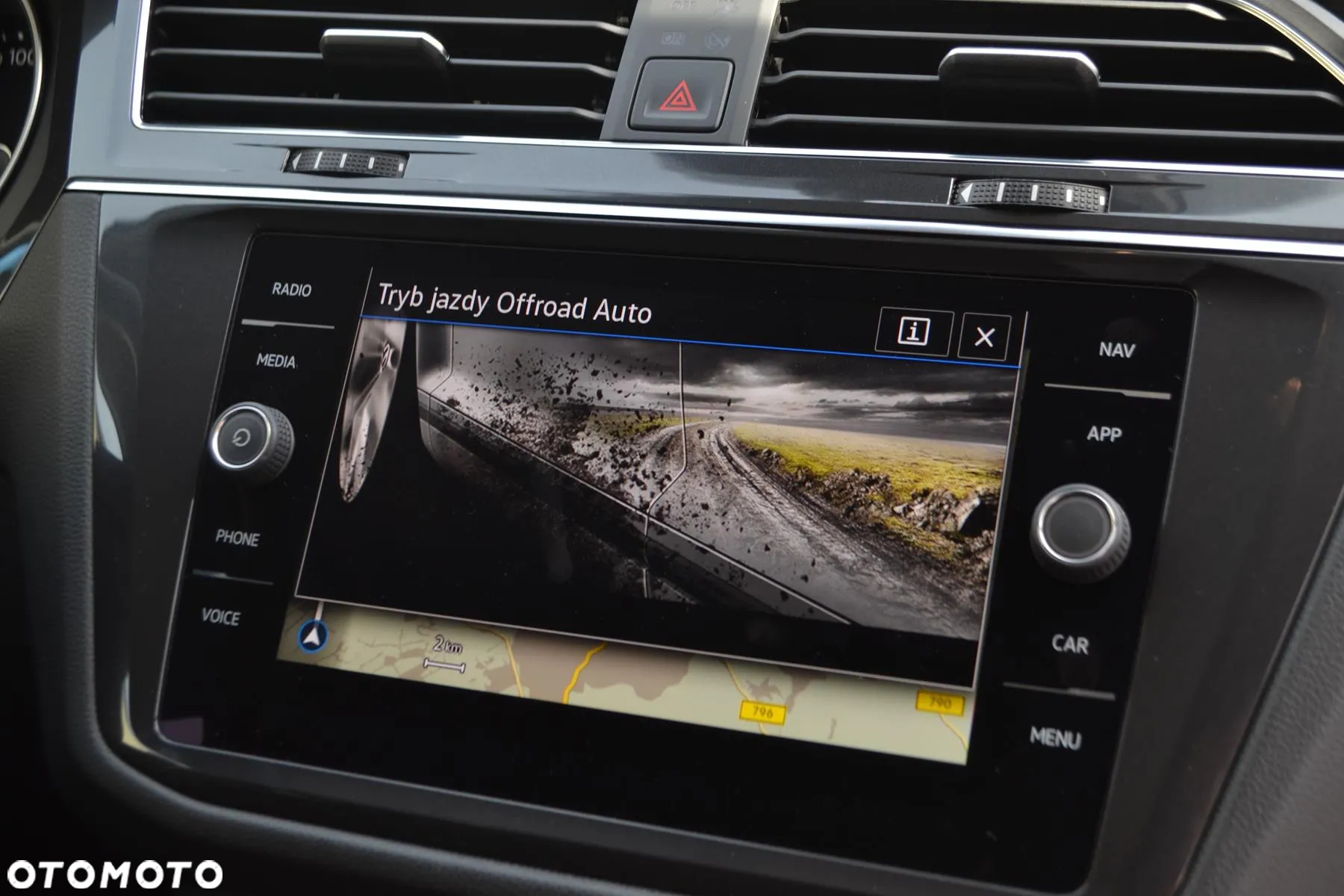 Volkswagen Tiguan Allspace 2.0 TSI 4Mot Comfortline DSG 7os - 33