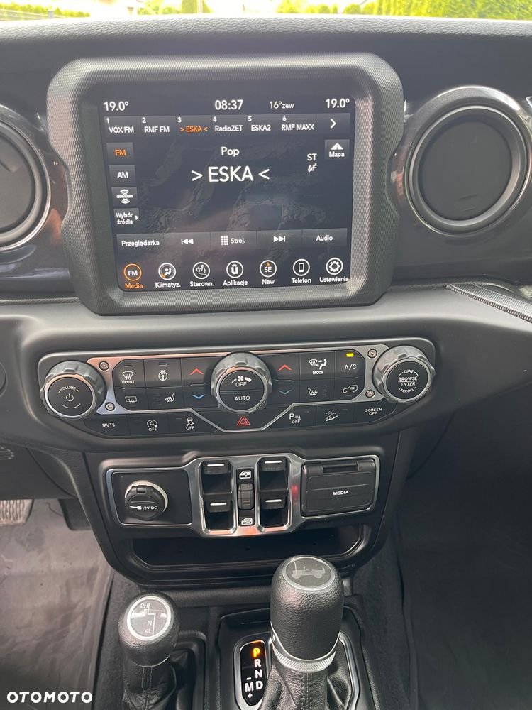 Jeep Wrangler - 18