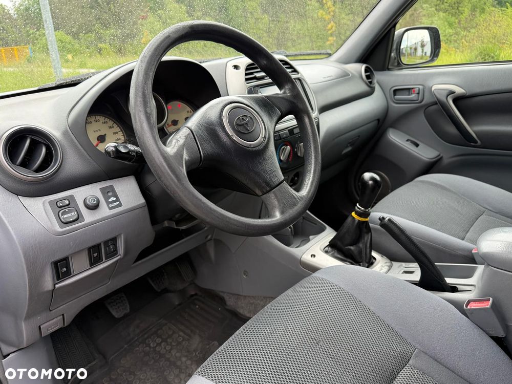 Toyota RAV4 2.0 D-4D 4x4 - 9
